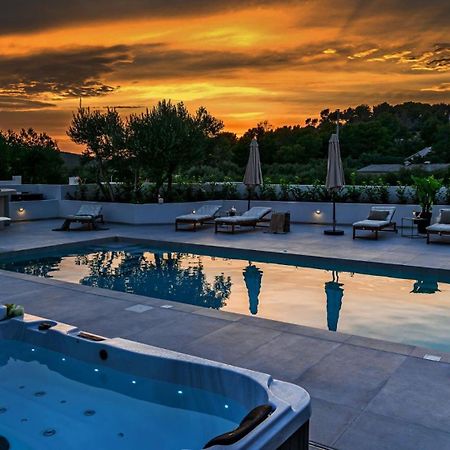 Luxury Villa Del Sogno With Pool, Jacuzzi, Parking Okrug Gornji Buitenkant foto