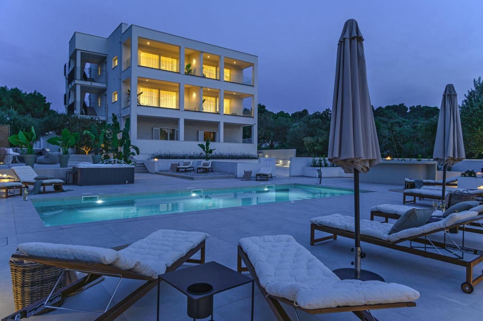 Luxury Villa Del Sogno With Pool, Jacuzzi, Parking Okrug Gornji Buitenkant foto