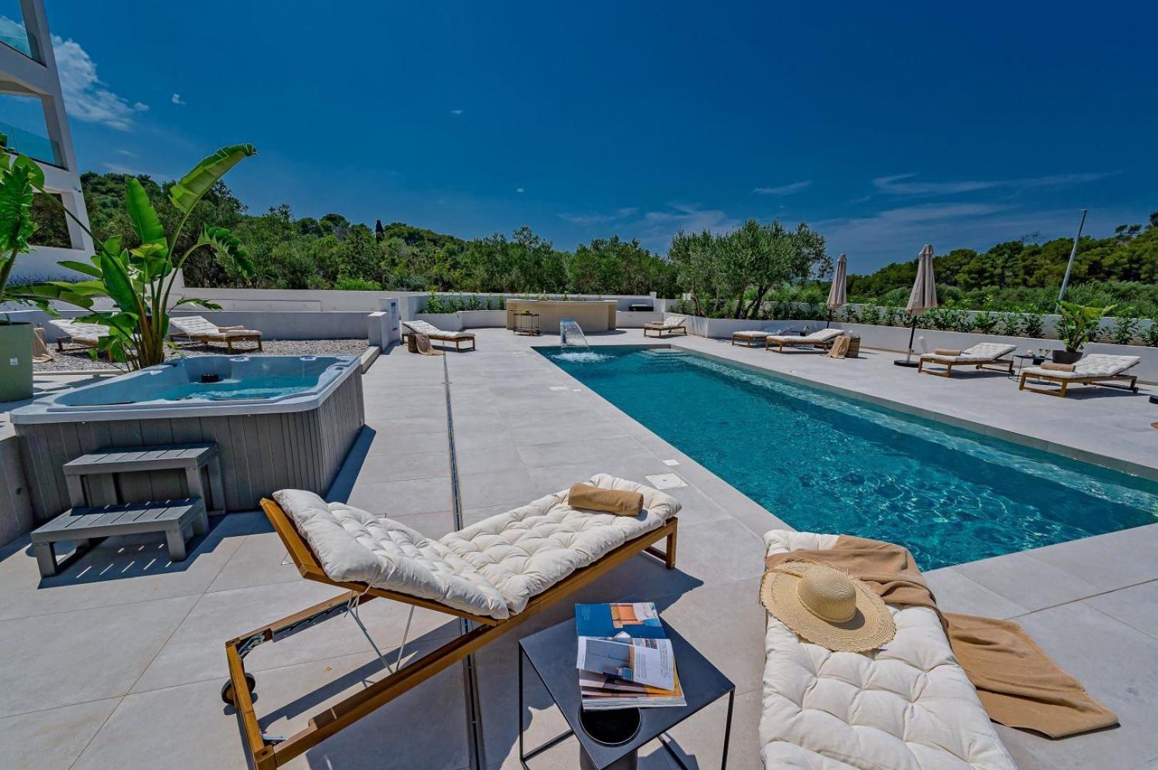 Luxury Villa Del Sogno With Pool, Jacuzzi, Parking Okrug Gornji Buitenkant foto